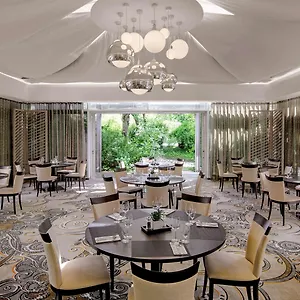Hilton Park 4*, München Németország